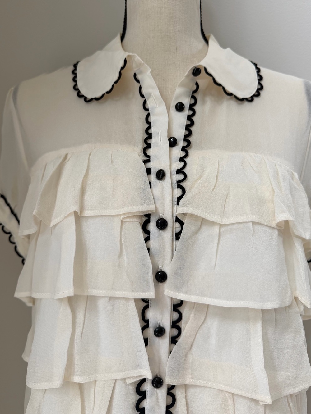 Kensie Ivory Ruffled Tiered Dress with Black Trim and Peter Pan Collar 100% Silk - Picture 3 of 8